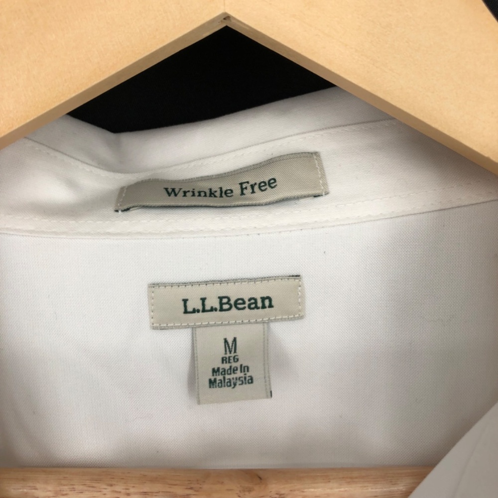 LL Bean Mens Button Front Shirt Size Medium Regular White Wrinkle‎ Free Pocket - Picture 3 of 12